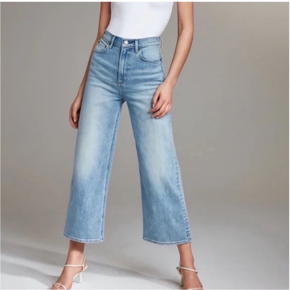 Denim Forum Joan Wide leg jeans aritzia size 26 medium wash cropped high rise